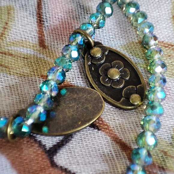 Plunder Brand Faceted Glass Green  Aurora Borealis Beads Brass Necklace - Picture 15 of 16